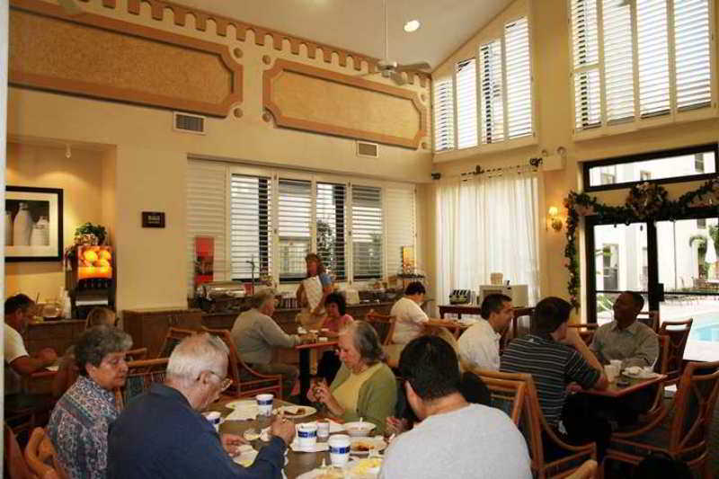 Hampton Inn & Suites Orlando-East Ucf Alafaya Restoran gambar